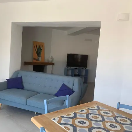 Bona Ciurrata Golfo Aranci